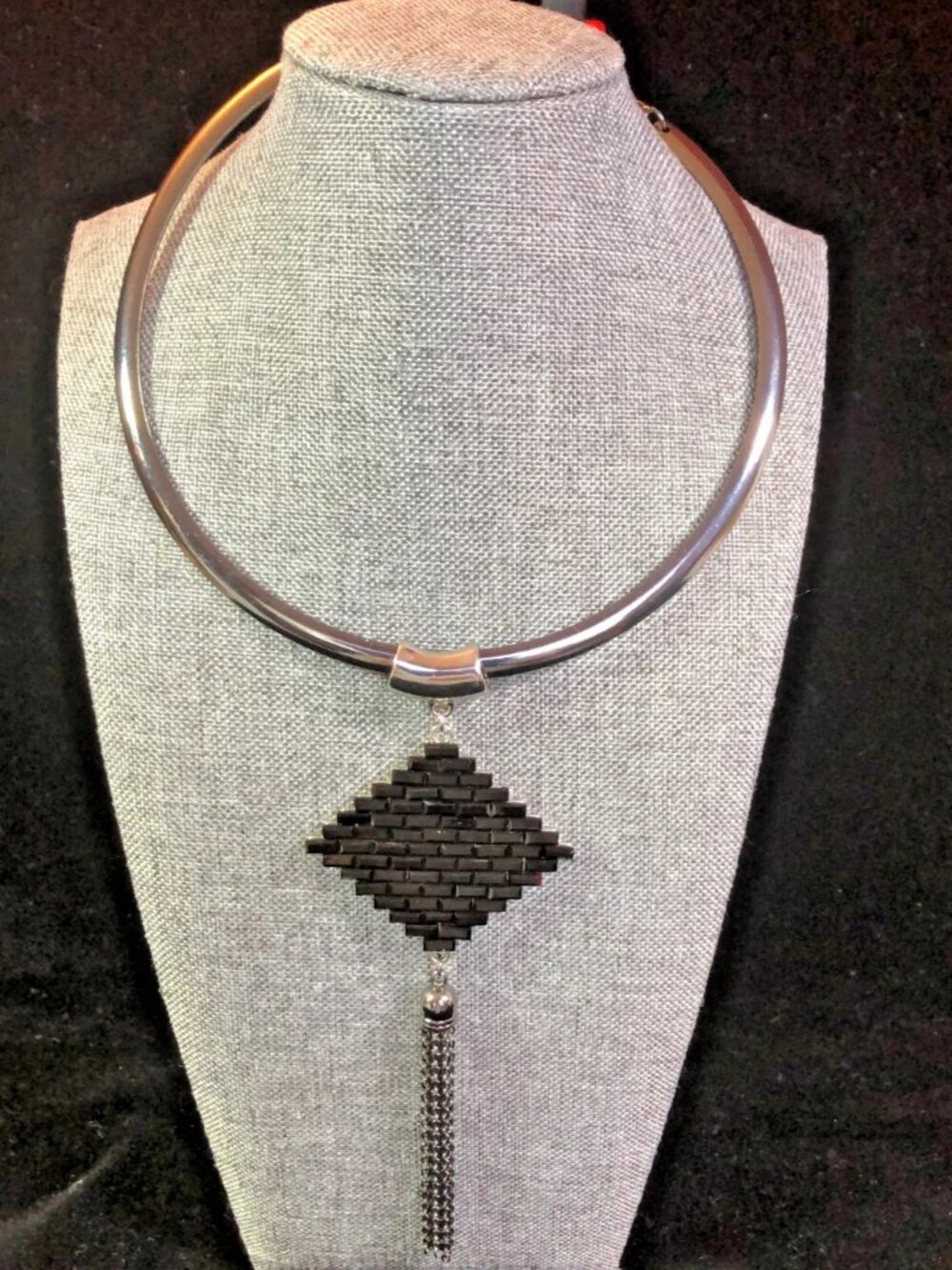 Libby Edelman Collar Necklace Silvertone Black Diamond Pendant w/ Tassel Reversa
